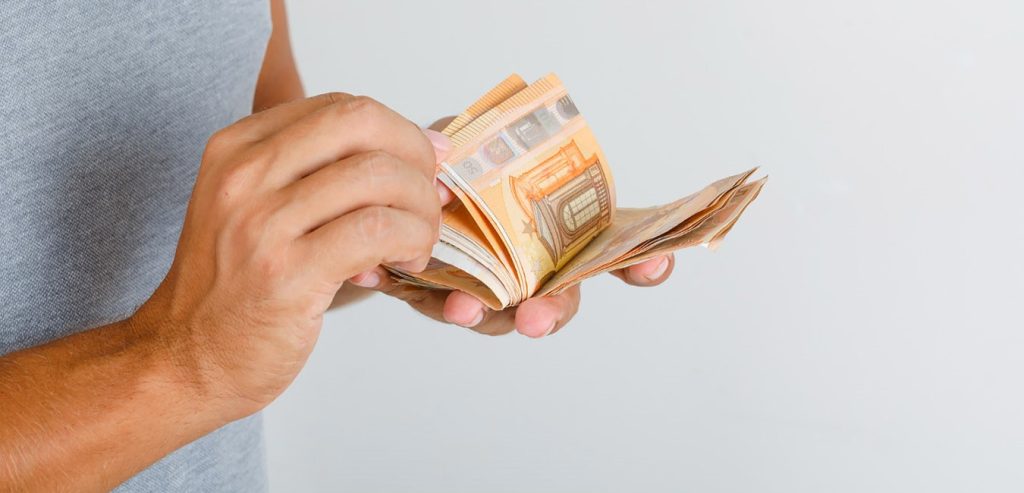 5 простых привычек, которые помогут контролировать финансы