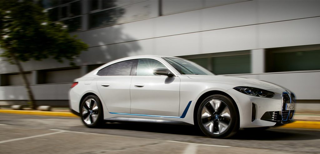 Доставка оригінальних запчастин для BMW від Automotive Доставка оригінальних запчастин для BMW